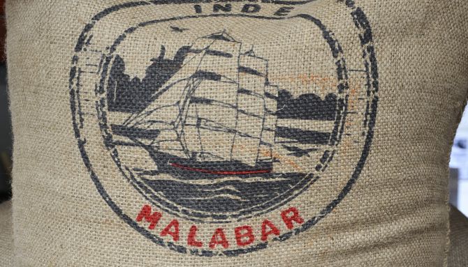 Belco, café Malabar, une impression basique pour une provenance subtile, illustration vectorielle